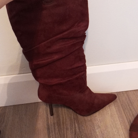 NWOT 🎉Host Pick!🎉Brown Suede Like Heeled Knee Boots - Picture 7 of 7